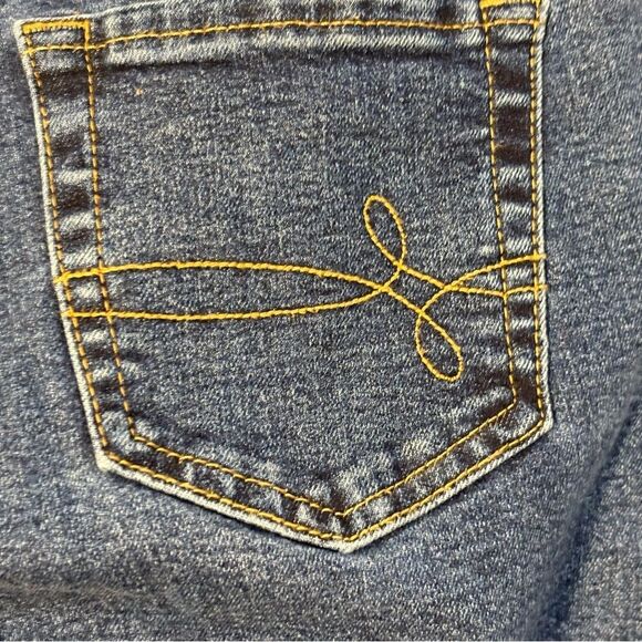 Denizen from Levi's Dark Blue Mid Rise Boyfriend Distressed Crop Jeans Women 2. - Picture 9 of 15